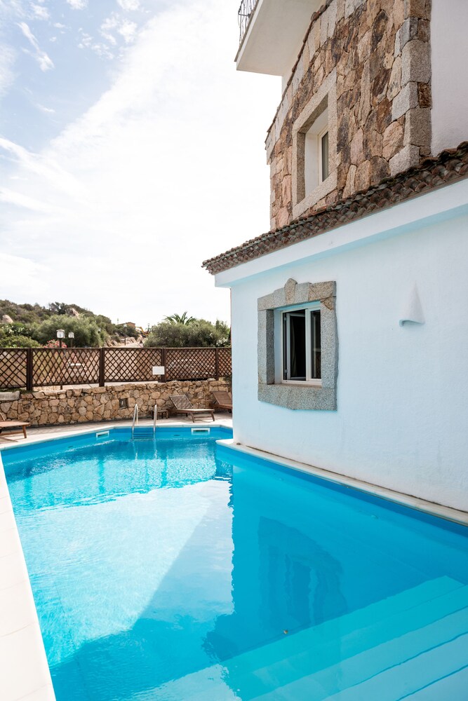 Piscina all'aperto