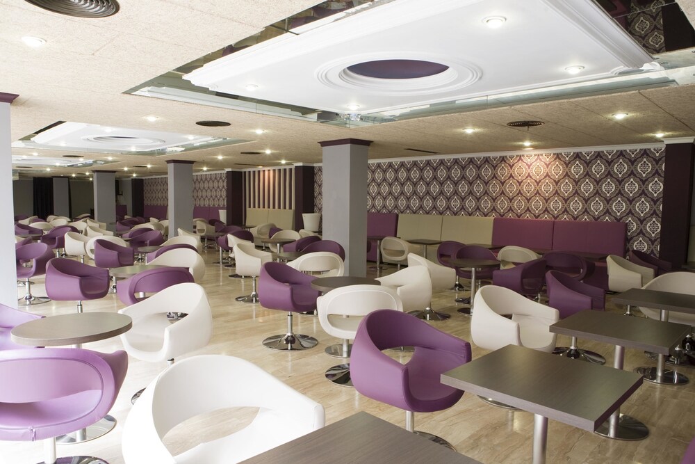 Hotel Bar