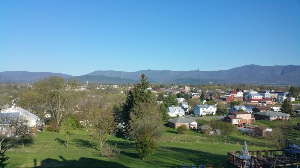 Guestroom View