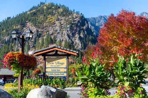 Icicle Village Resort