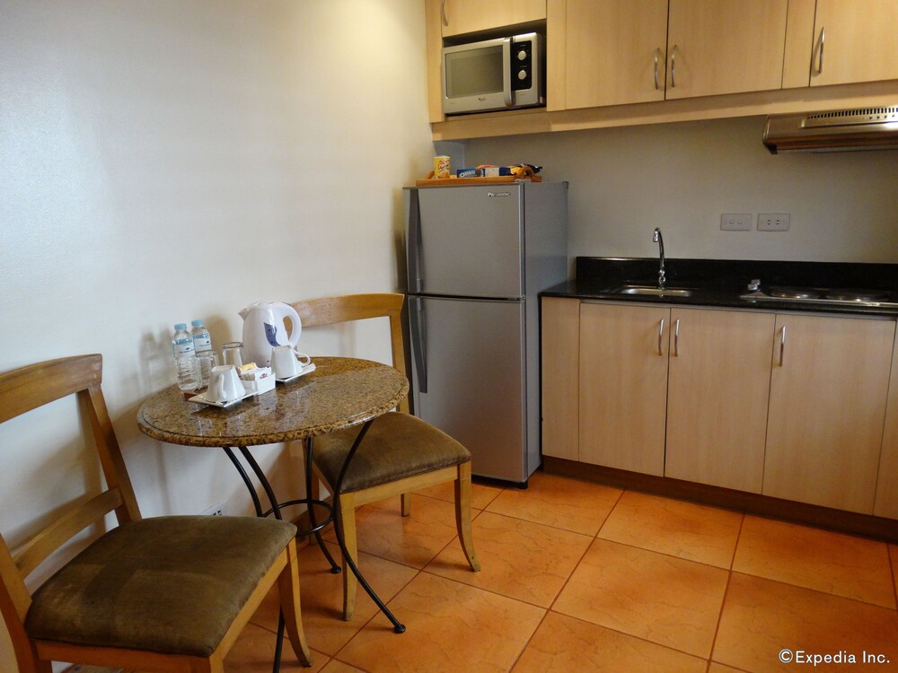 In-Room Kitchenette