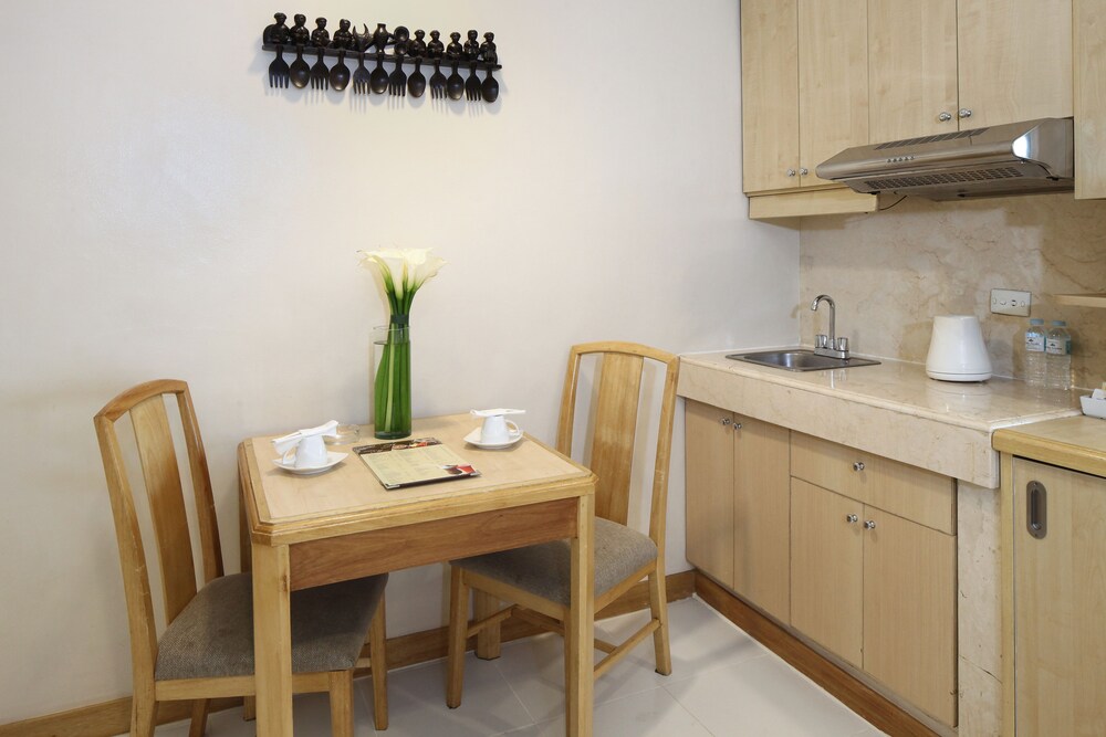 In-Room Kitchenette