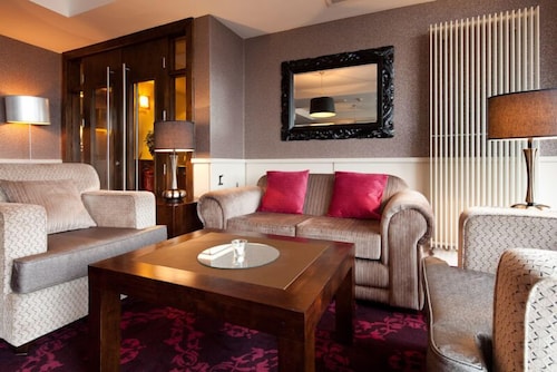 Hotel Lounge