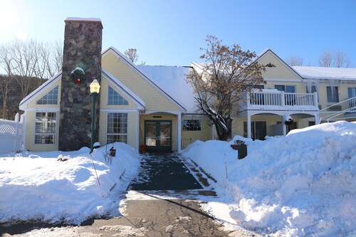 The Lodge At Jackson Village