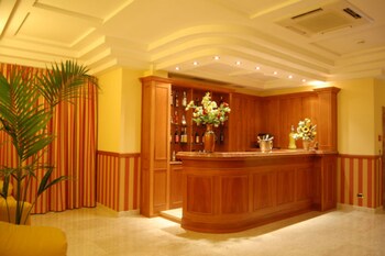 Hotel Lounge