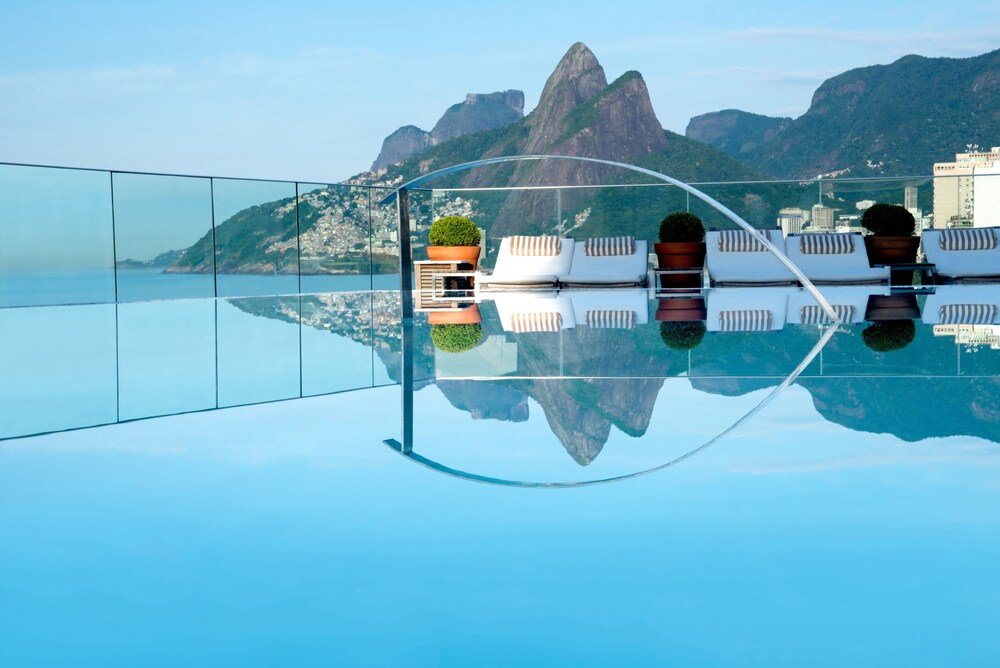 Infinity Pool