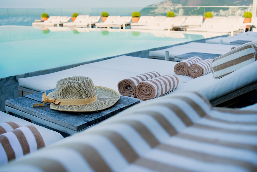 Sundeck