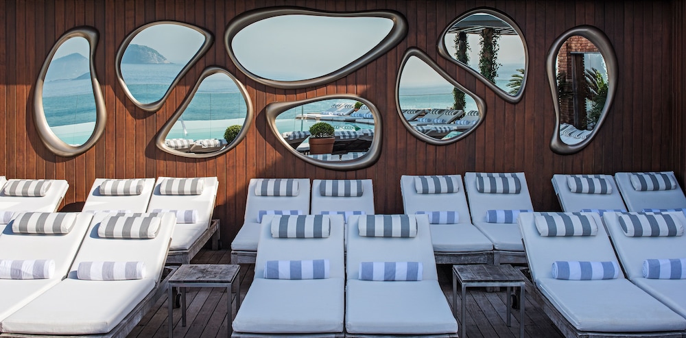 Sundeck