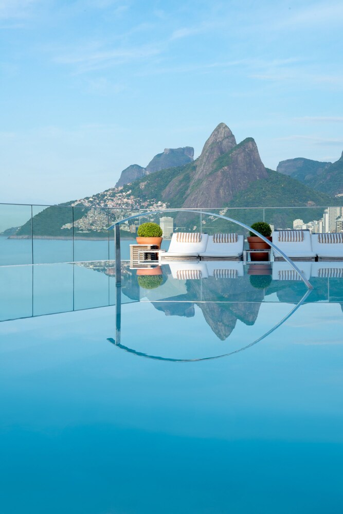 Infinity Pool