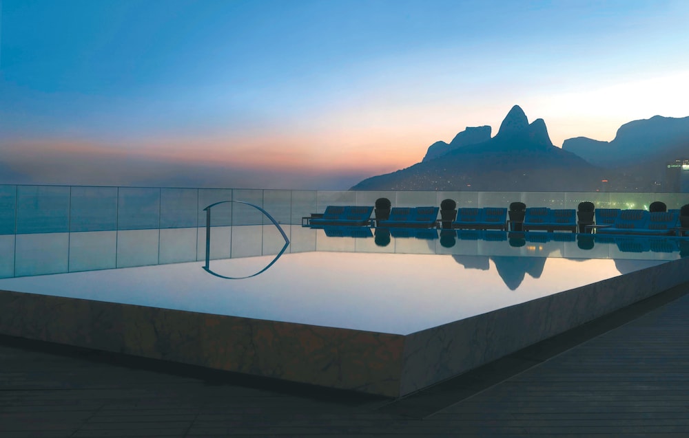 Infinity Pool