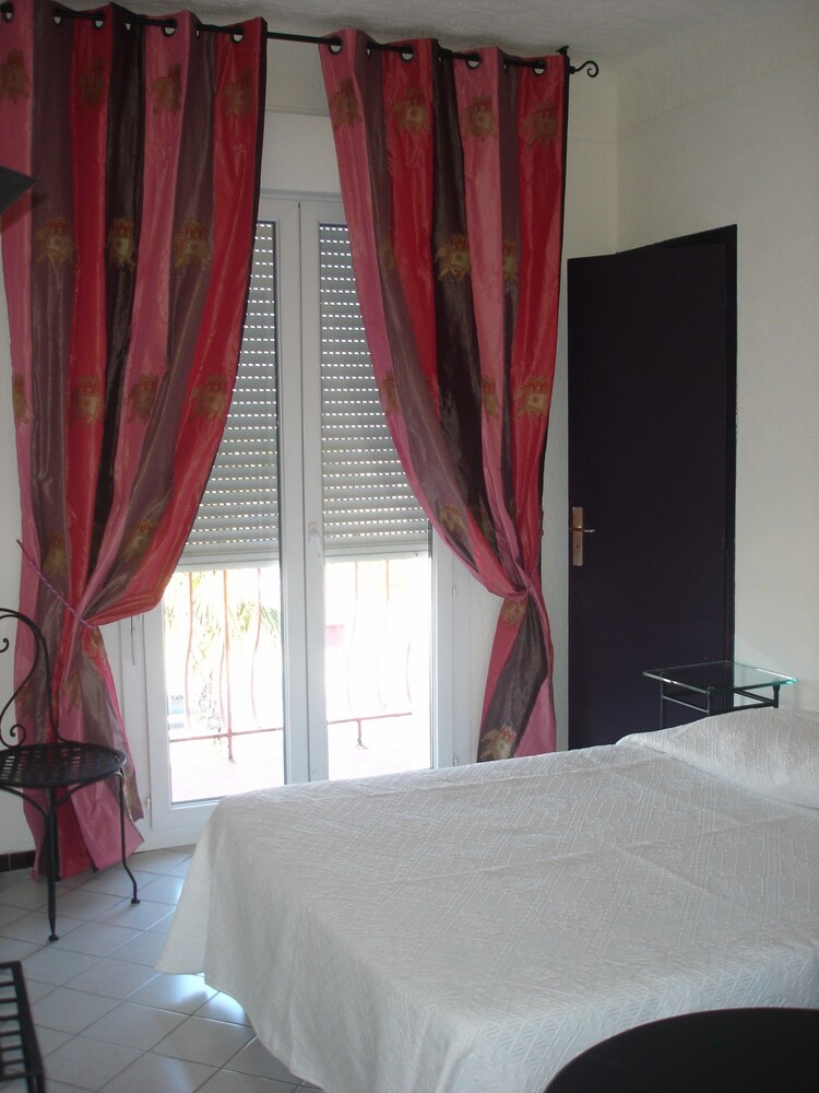 Guestroom