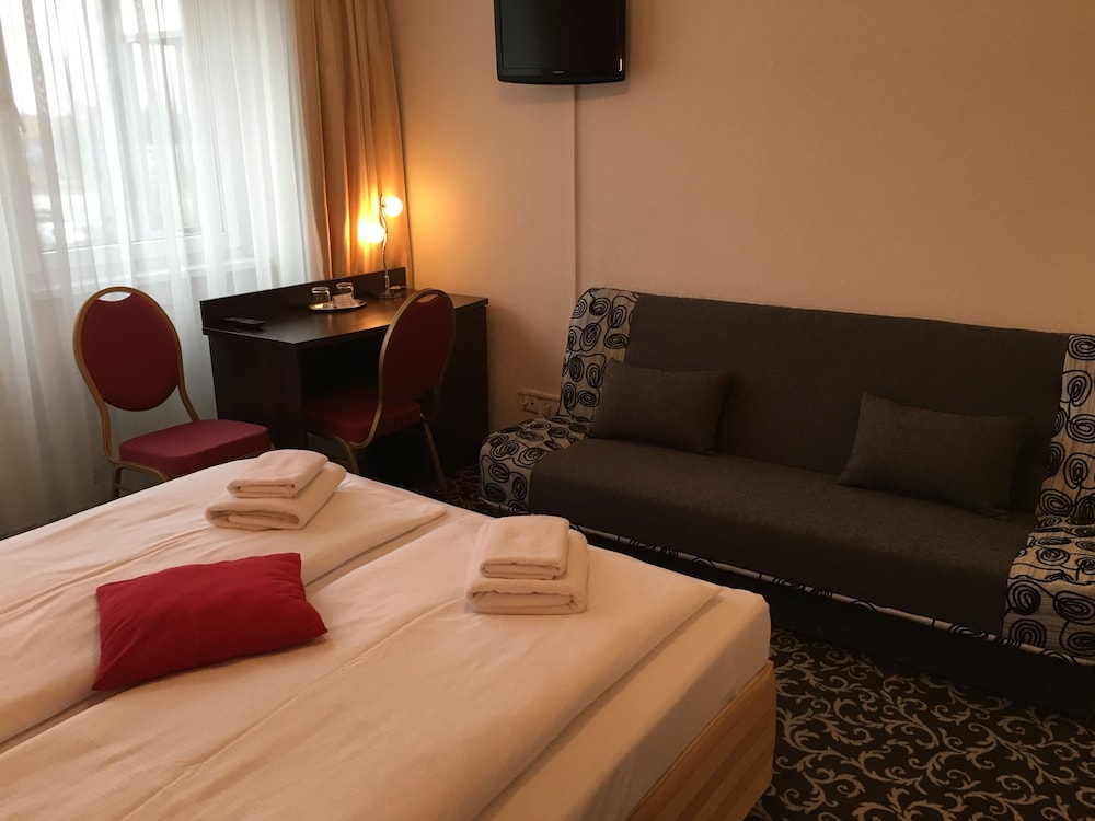 Guestroom