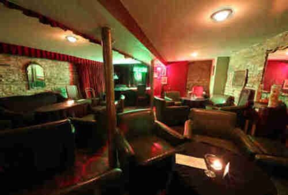 Hotel Bar