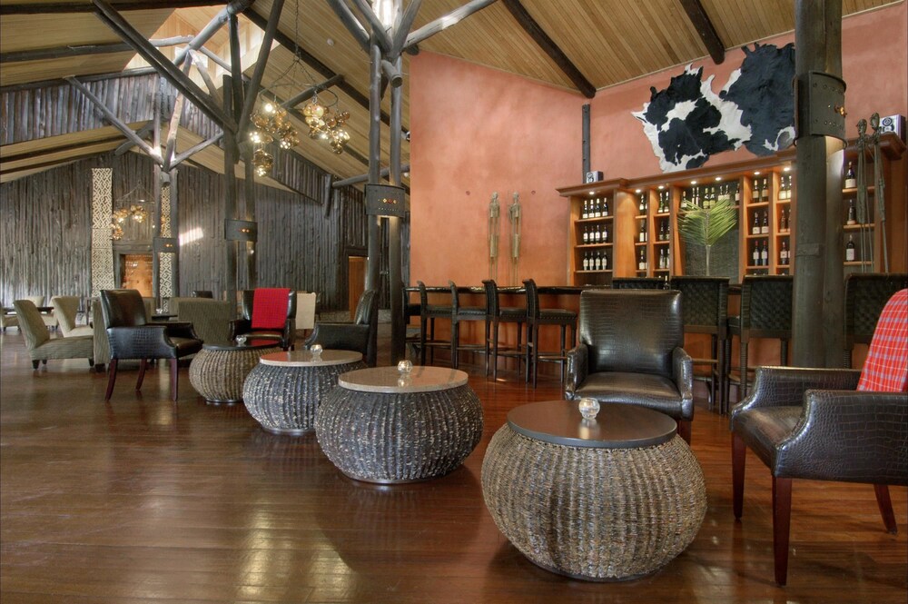 Hotel Bar