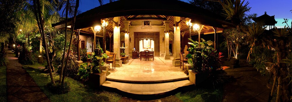 Hotel Entrance