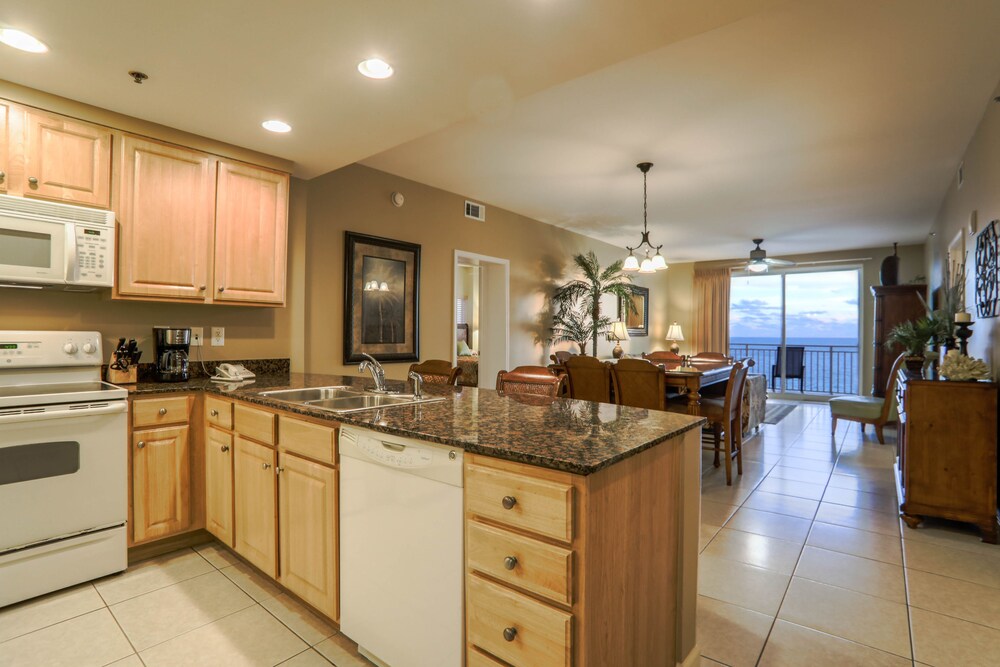 Condo, 2 Bedrooms, Kitchen, Ocean View - In-Room Kitchen