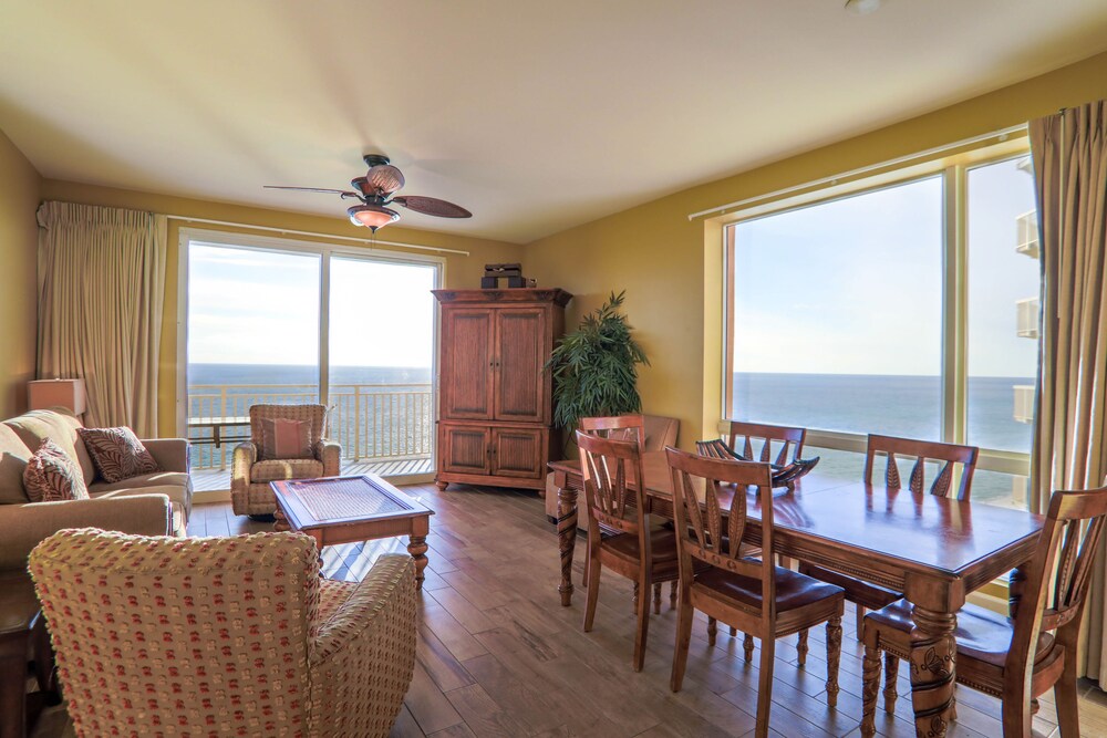 Condo, 3 Bedrooms - In-Room Dining