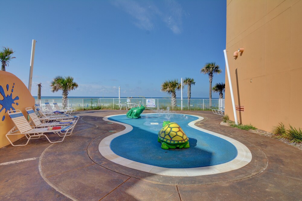 Childrens Play Area - Outdoor