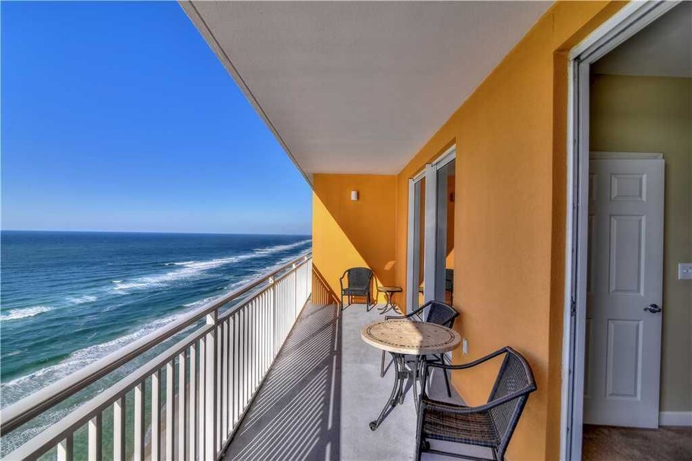 Condo, 2 Bedrooms - Balcony