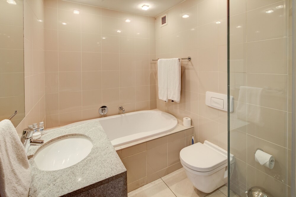 Three Bedroom Penthouse Apartment - Bathroom