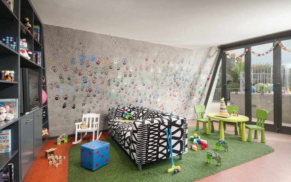 Childrens Area