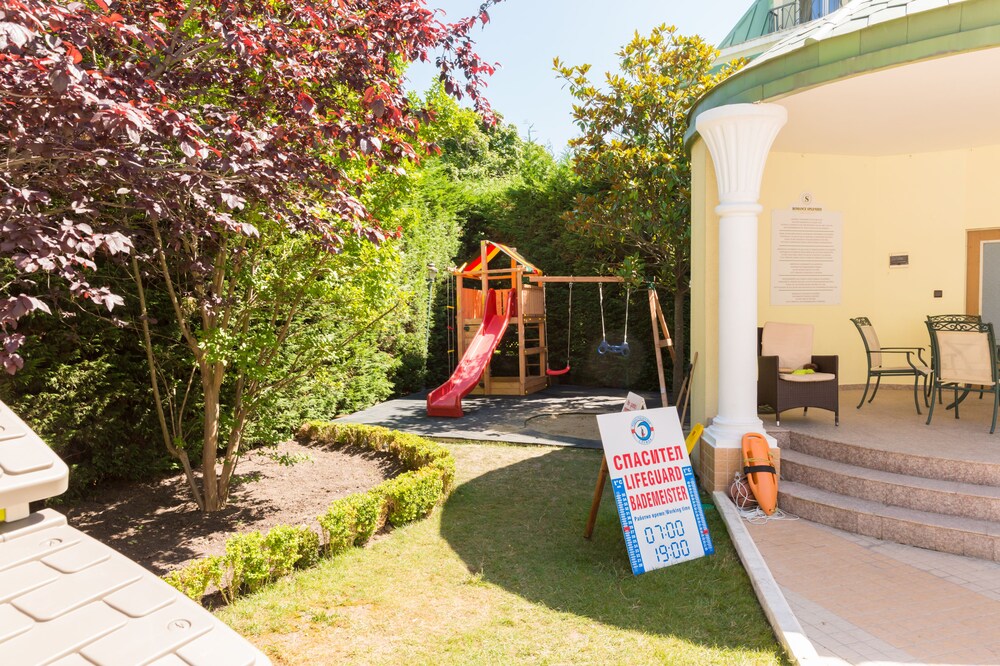 Childrens Area