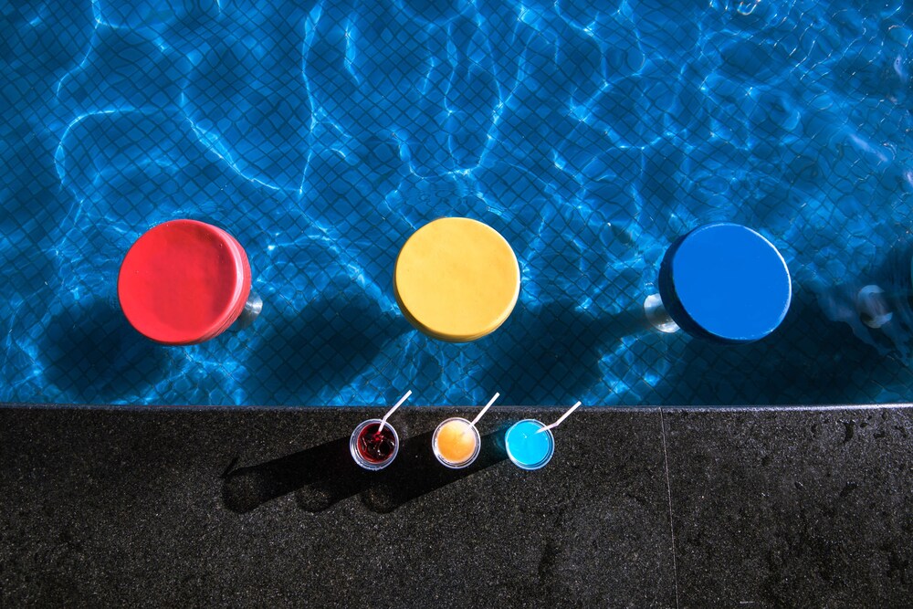 Poolside Bar