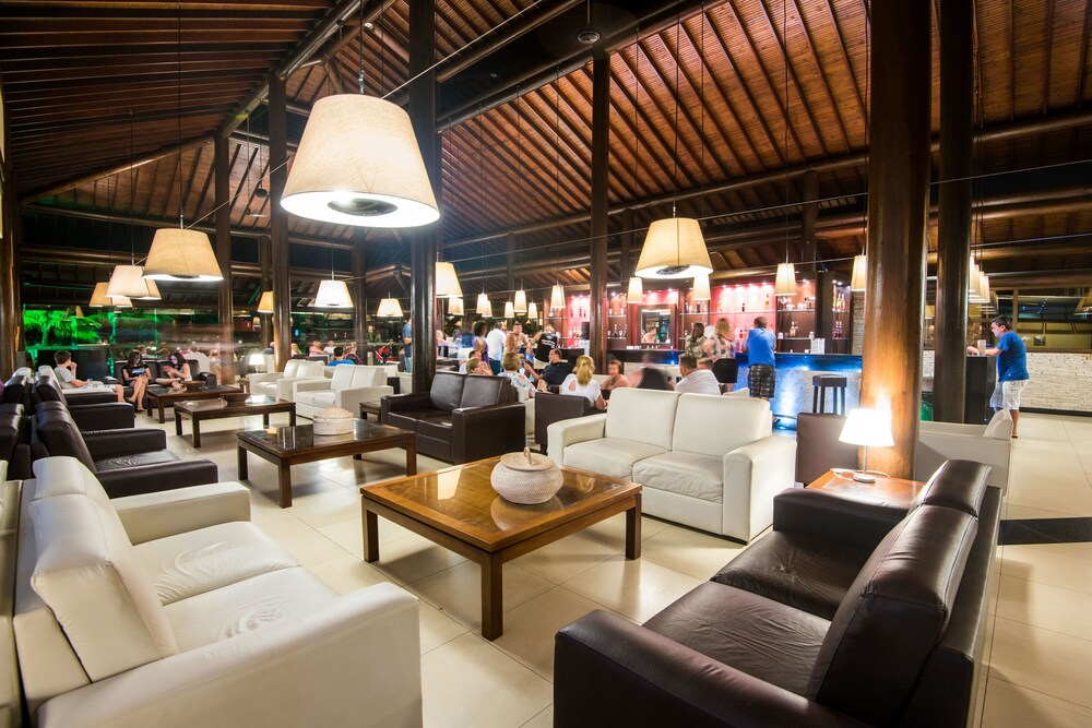 Hotel Lounge