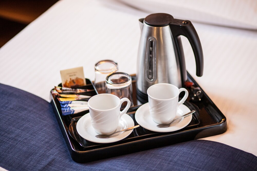 Room Service - Dining