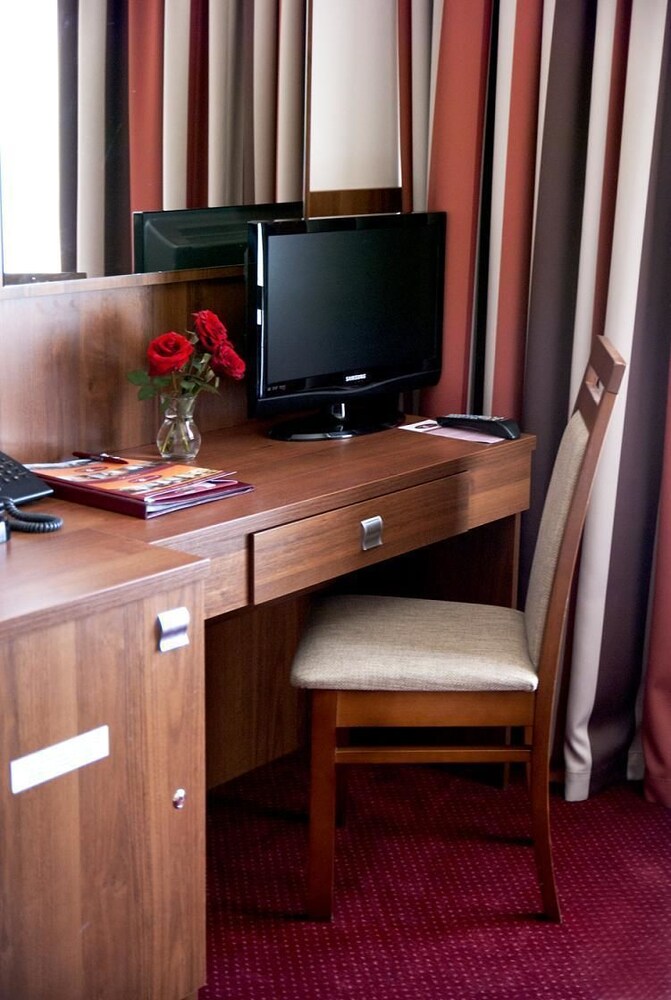 In-Room Business Center