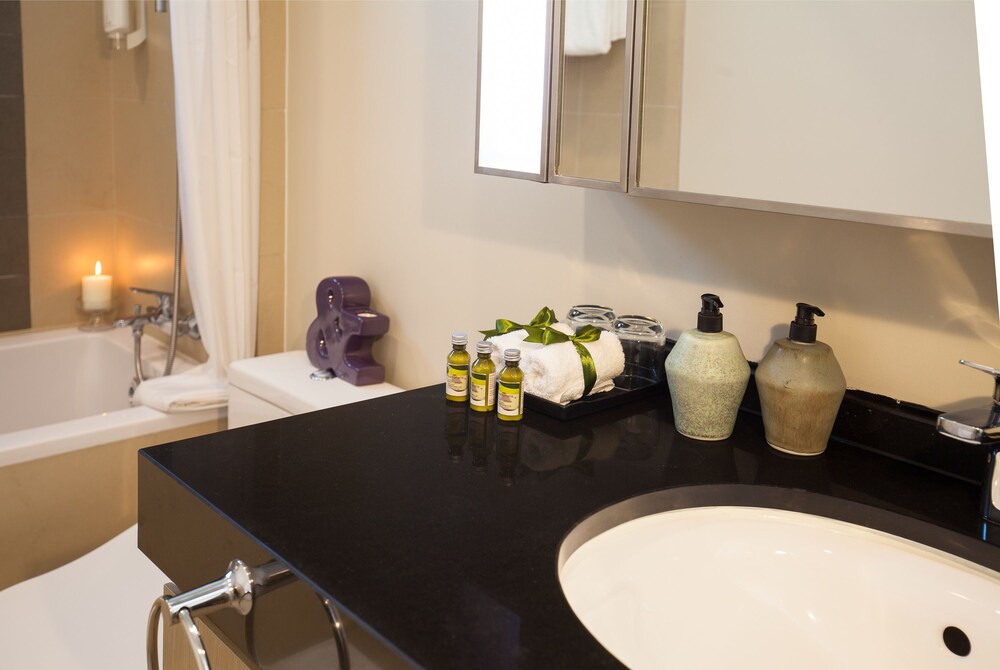 2-Bedroom Executive Apartment - Bathroom Amenities