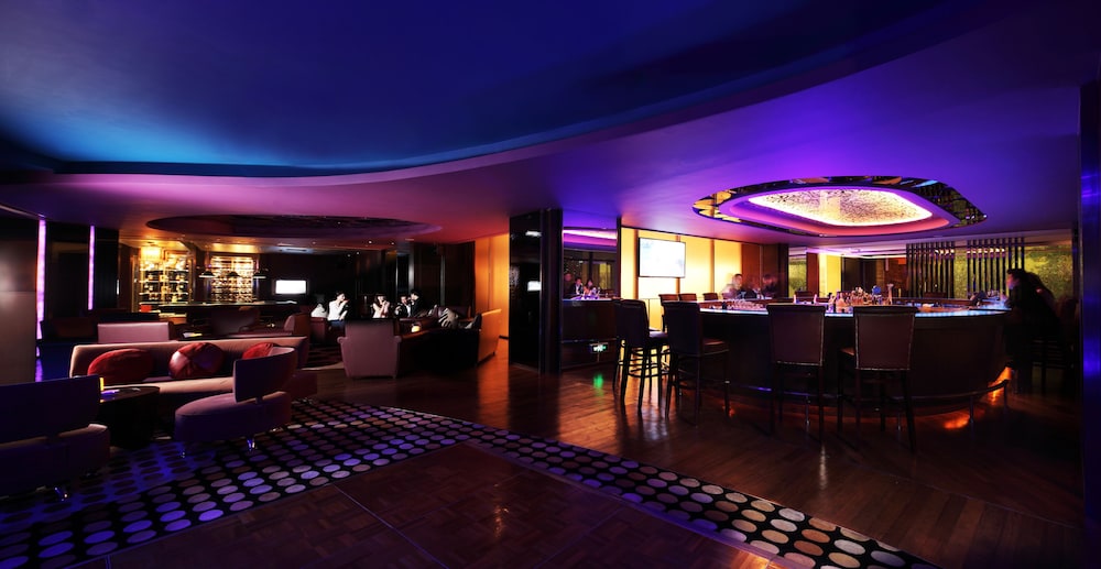 Hotel Bar
