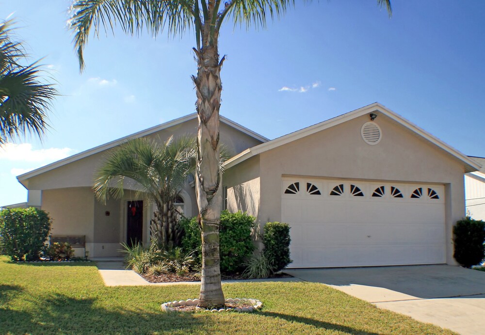 Executive House, 4 Bedrooms, Private Pool, Poolside - Bathroom