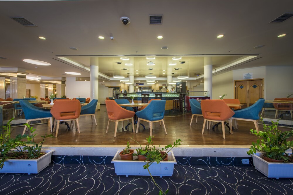 Hotel Bar