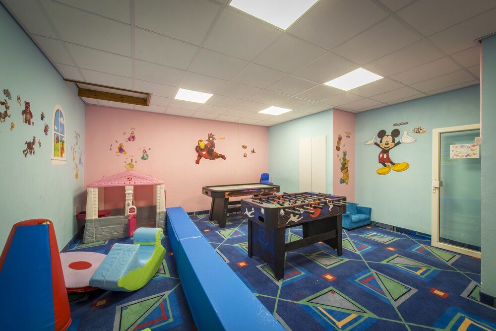 Childrens Play Area - Indoor
