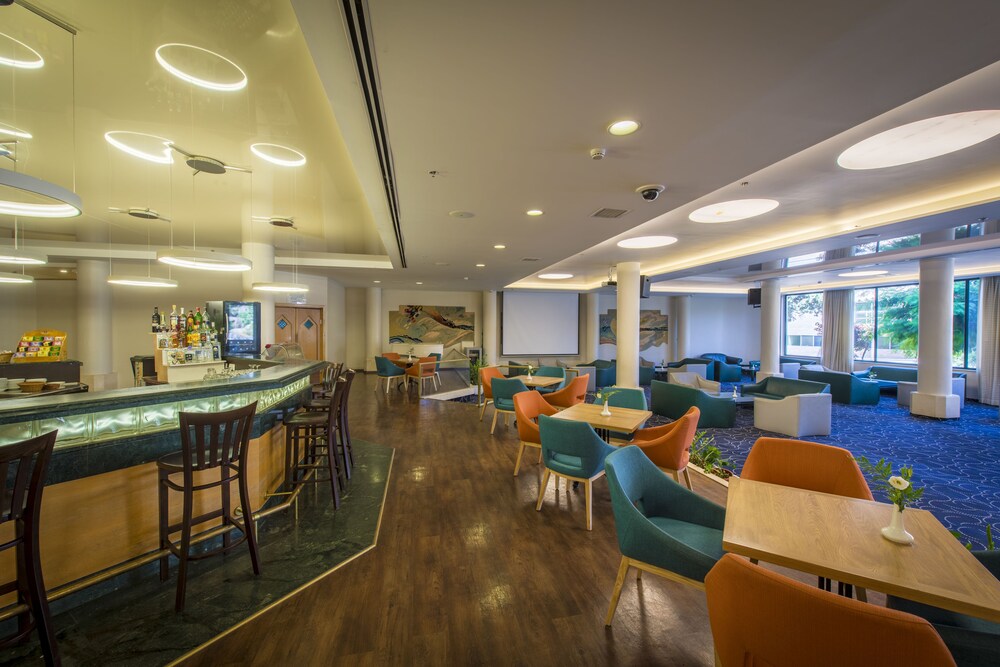 Hotel Lounge