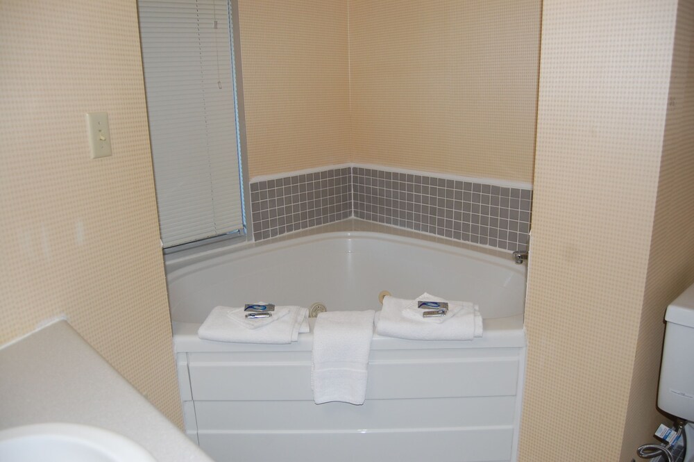 Jetted Tub