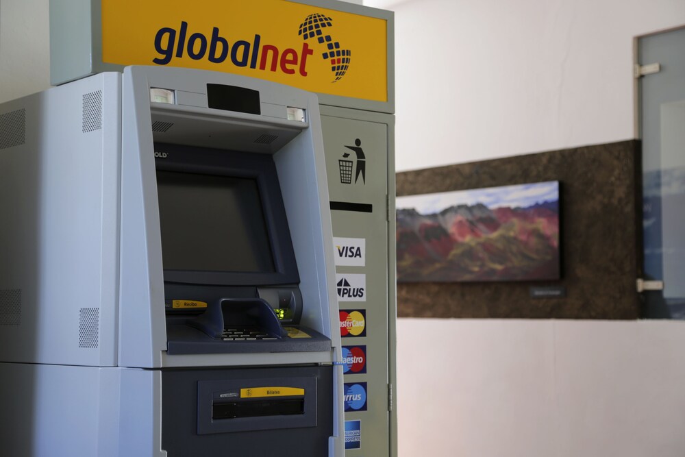 ATM/Banking On site