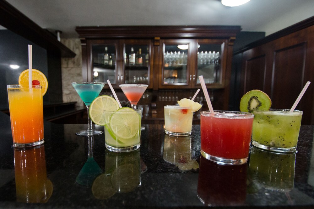 Hotel Bar
