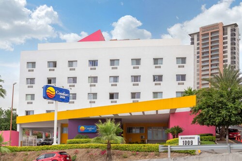 Comfort Inn Monterrey Valle