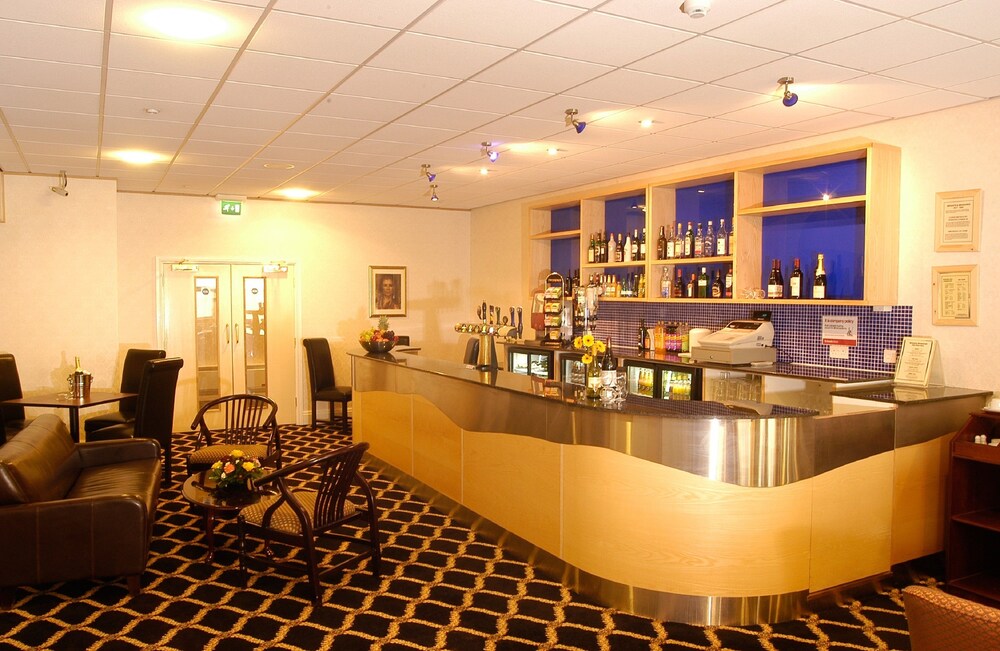 Hotel Bar