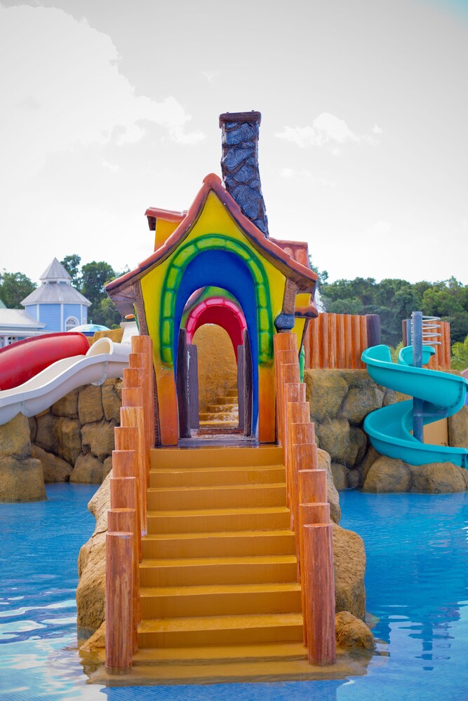 Childrens Pool