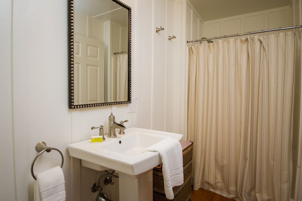 Chalet (GREEN MEADOW) - Bathroom