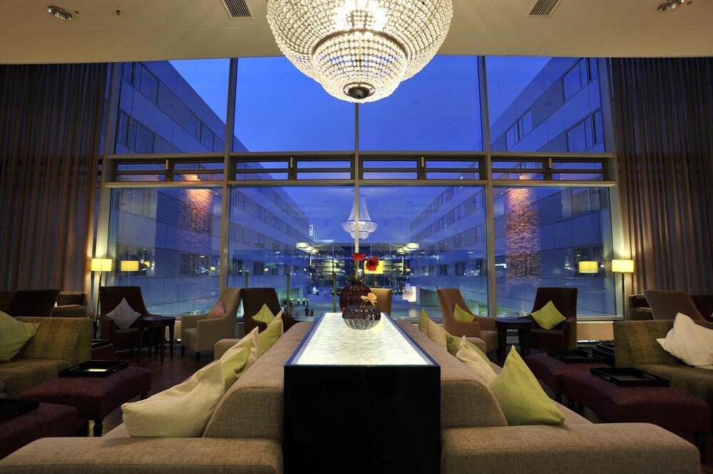 Hotel Lounge