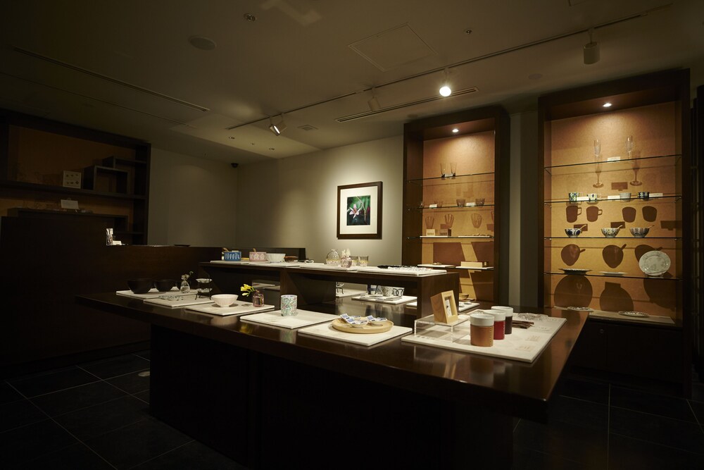Gift Shop