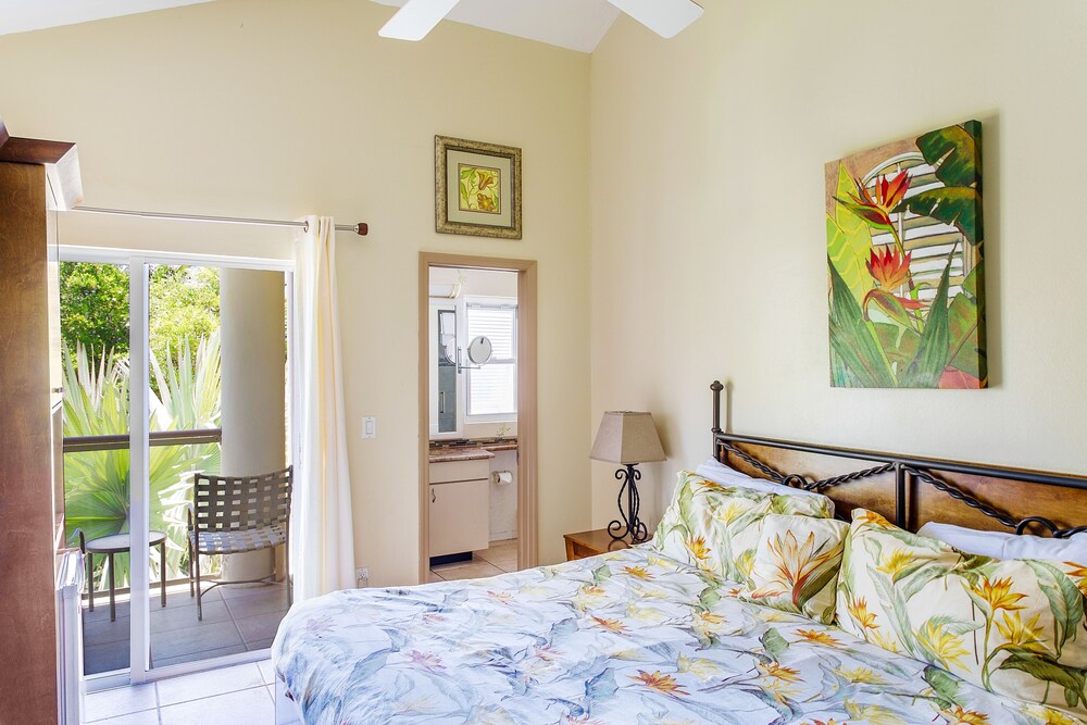 Deluxe Suite, 1 Bedroom, Ocean Front - Guestroom