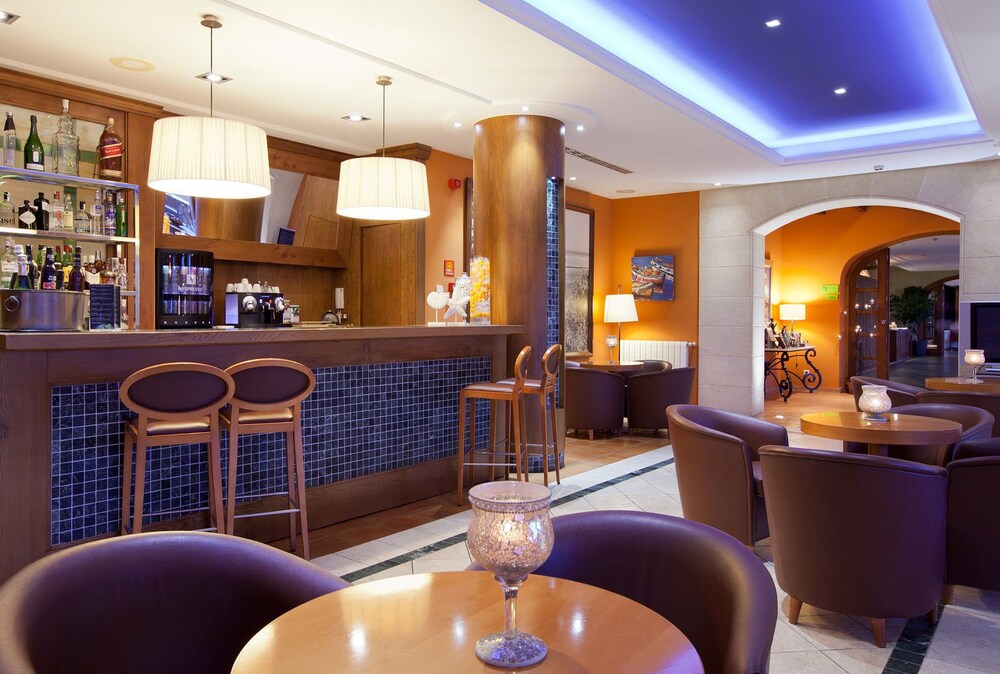 Hotel Lounge