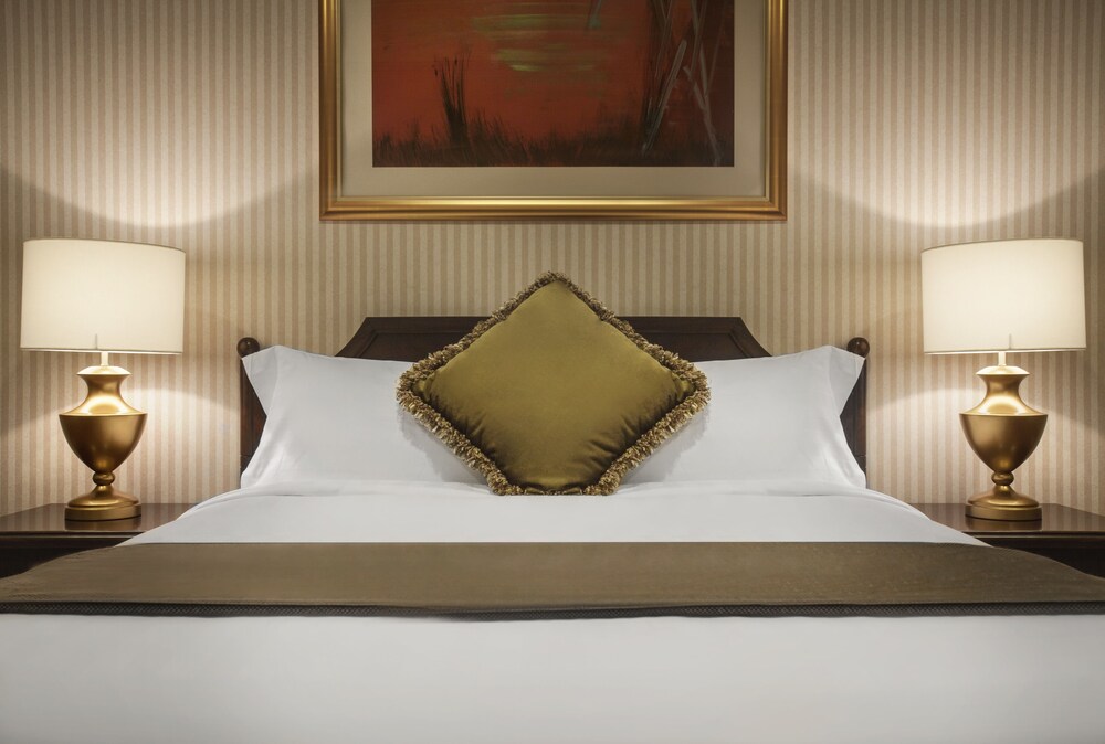 Deluxe Room, 1 Bedroom - Guestroom