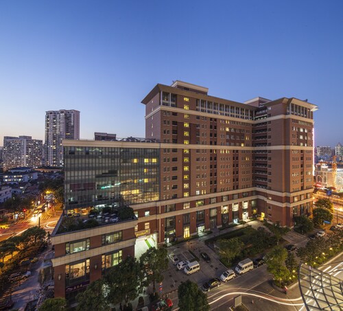 Green Court Residence City Center, Shanghai(Original name: Green Court Serviced Apartment-People’s Square)