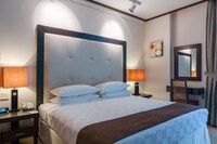 Classic Apartment, 1 Bedroom, Balcony, City View